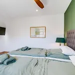 Eolo Holiday home *